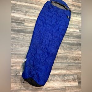 Vintage North Face Blue Mummy Sleeping Bag 10 degree Warm Nice. 
very nice
warm